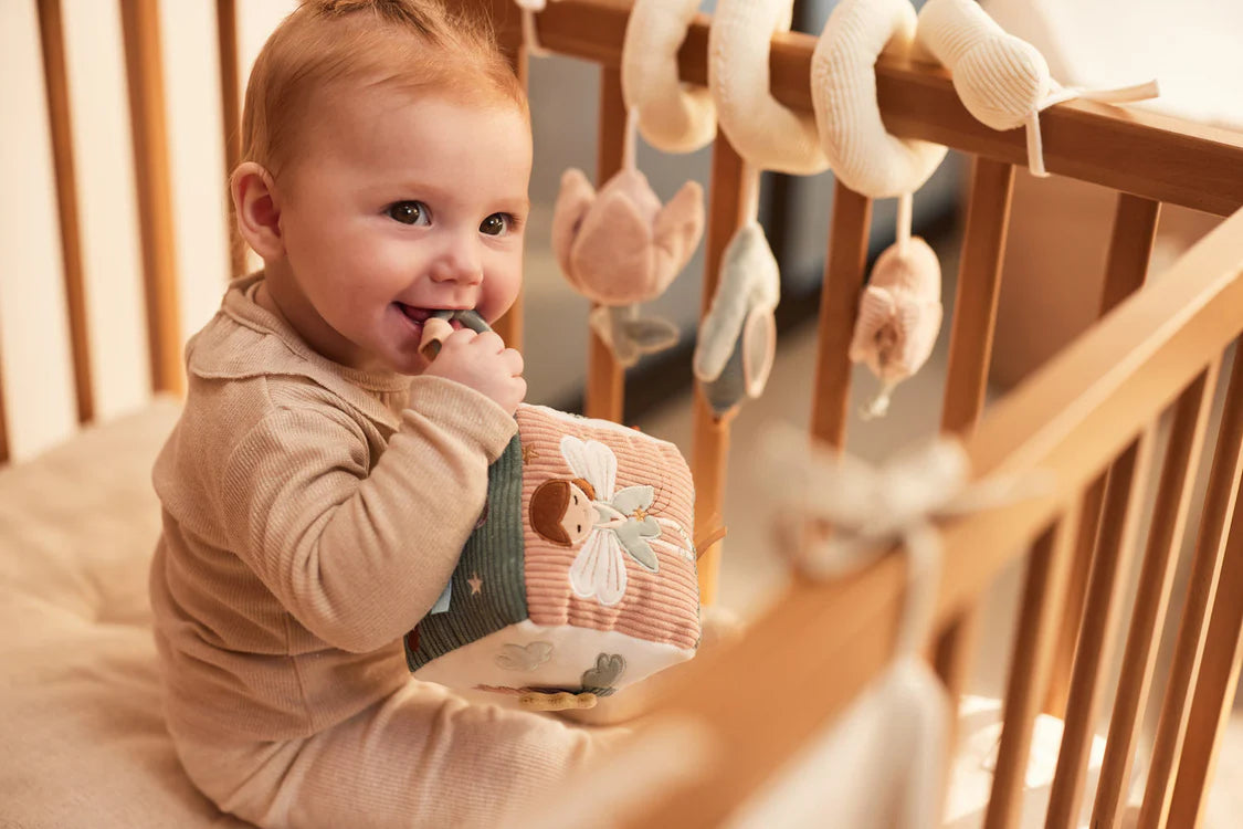 Cube d’éveil Lovely Birds