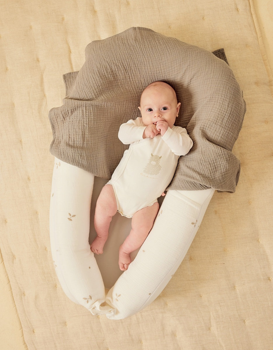 Kokkoony en gaze de coton brodé - Bio