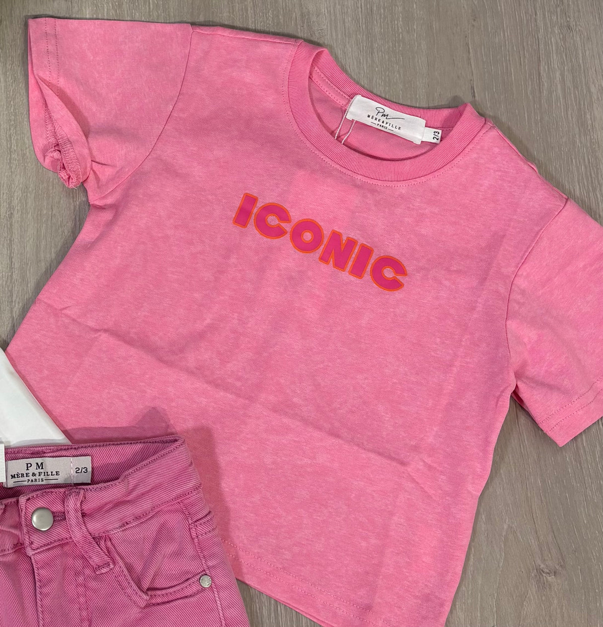 T-shirt ICONIC Fuchsia