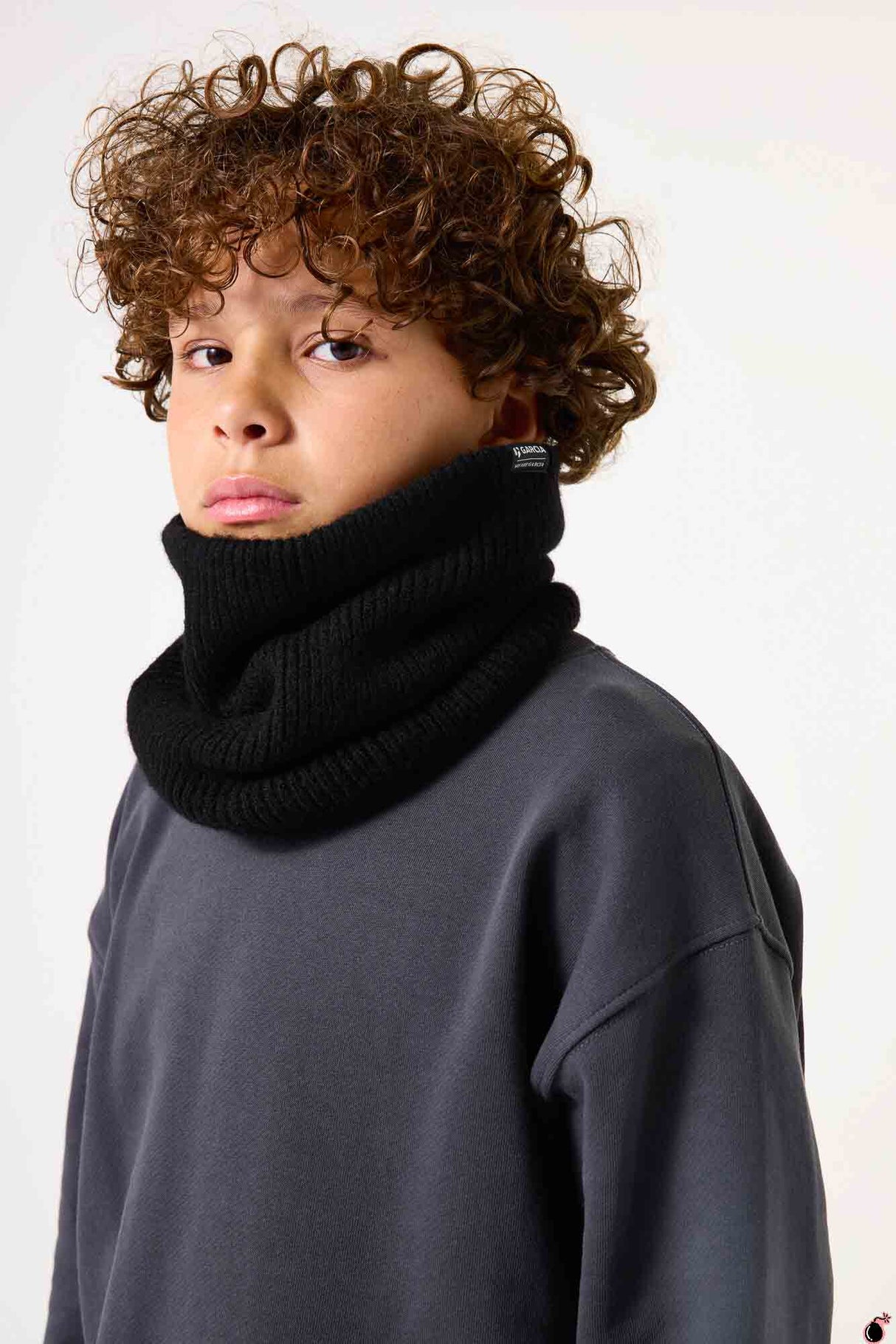 Col Luciano Noir